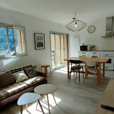 T1bis A Avec Parking Pour 4 Personnes - Fr-1-234-242 Cauterets