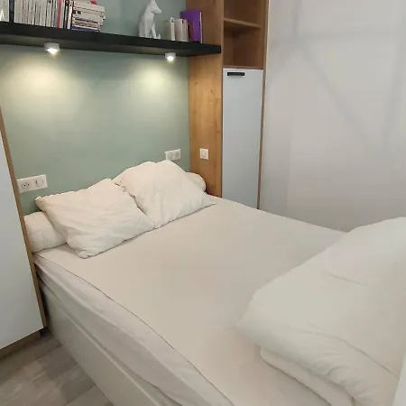 T1bis A Avec Parking Pour 4 Personnes - Fr-1-234-242 *